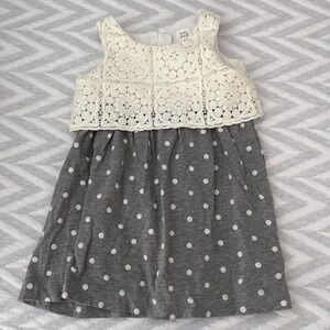 Gap sleeveless crochet dress with grey polkadot bottom